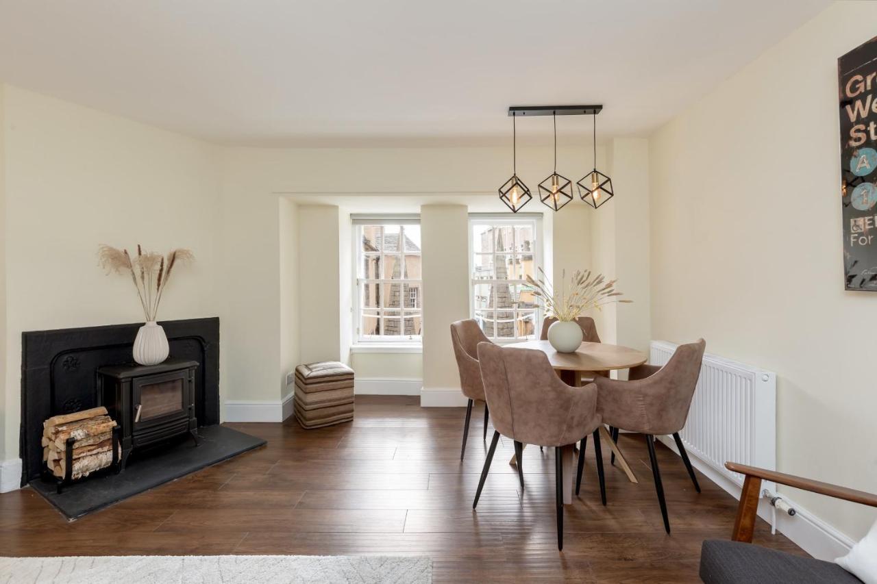 エディンバラGuestready - Elegant 2Br Period Flat In Oldtownアパートメント エクステリア 写真