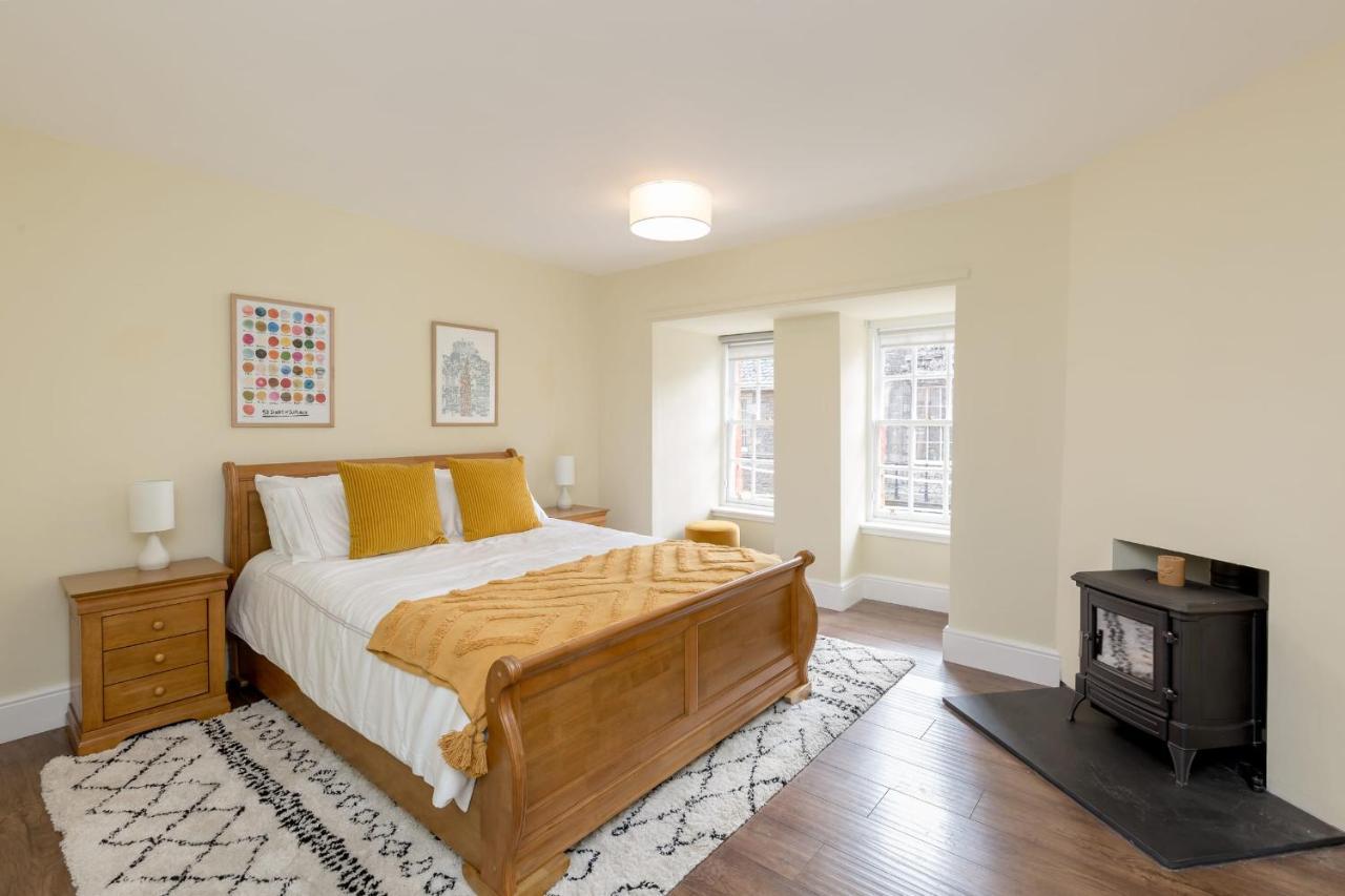 エディンバラGuestready - Elegant 2Br Period Flat In Oldtownアパートメント エクステリア 写真
